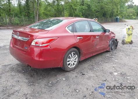 2013 Nissan Altima 2.5 S z USA, uszkodzony, nr VIN 1N4AL3AP2DN553952